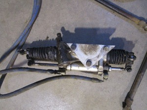 lot 48 image: Sweet Mfg. Steering Rack, Pump, Reservoir, Linkage