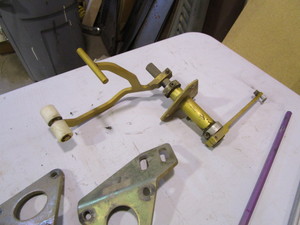 lot 69 image: Gas Pedal, Carb Linkage, Brake Bias Adjuster, Motor Mounts