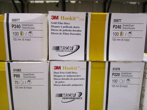 lot 74 image: 3M Sanding Discs (Various Grits)