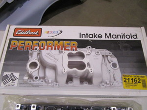 lot 92 image: (New) SBC Chrome Edelbrock Performer Intake