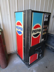 lot 219 image: Vintage Smaller Pepsi Machine 57 Tall