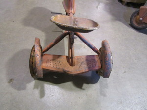 lot 221 image: Vintage Pedal Tractor
