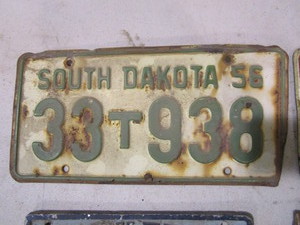 lot 227 image: Vintage License Plates & Car Club Plate