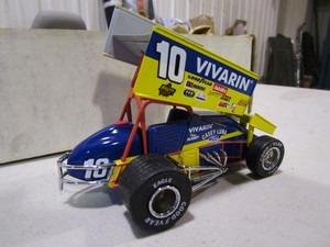 lot 247 image: 124th Diecast Dave Blaney Sprint Car