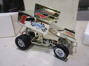 lot 248 image: 118th Diecast Platinum Sprint Car