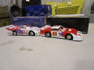 lot 254 image: 124th Diecast Donnie Moran & Steve Barnett Late Models