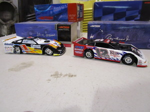 lot 256 image: 124th Diecast Ray Guss Jr & Steve Francis Late Models
