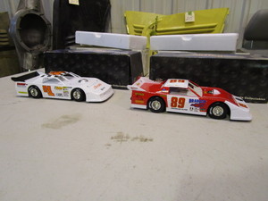 lot 258 image: 124th Diecast Steve Barnett & Mike Balzano Late Models