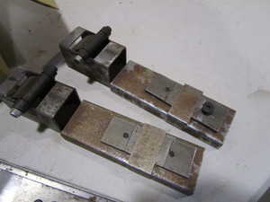 lot 267 image: 34 Ford Suicide Door Kit