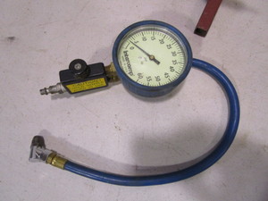 lot 296 image: Tire Scribe & Air Pressure Gauge