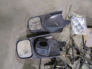 lot 313 image: Misc. Auto Parts (see pics)