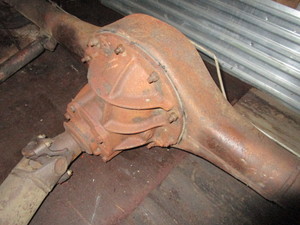 lot 320 image: Ford 9 Rear End