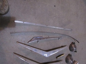lot 340 image: 55-57 Chevy Chrome