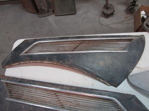 lot 378 image: 30s Hood Panels & Window Frame