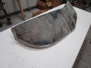 lot 388 image: 30s Ford Sun Visor