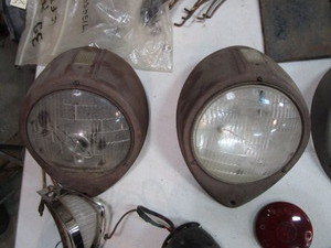 lot 419 image: Misc. Automotive Parts