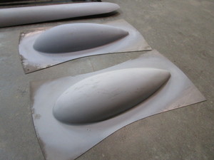 lot 422 image: Wheel Well & Sheet Metal Pcs