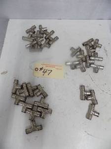 lot 47 image: 33 - Tee - Camozzi 6540-04-00