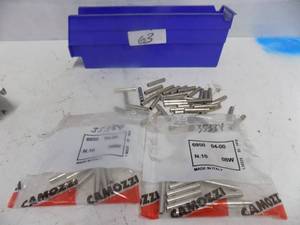 lot 63 image: 60 - DBL-Un Camozzi Fittings - 6950-04-00