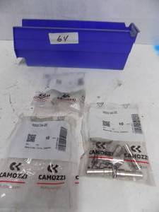 lot 64 image: 30- Reducer - Camozzi Fittings - 6800-04-06