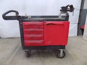 lot 2 image: Rubbermaid Commercial Trademaster Tool Cart with BaBoo Vice