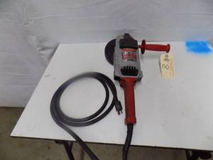 lot 8 image: Milwaukee Sander Grinder