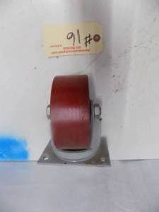 lot 16 image: 6 x 2 12 Swivel Caster Steel New