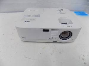 lot 82 image: Projector - NEC Model - NP510W