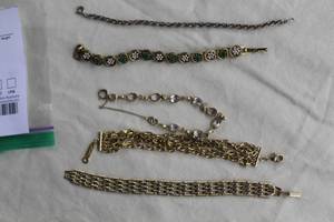 Lot of (5) Womens Bracelets Size 7