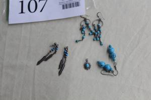 Lot of (3 pair) Womens Turquoise Earrings with Pendant
