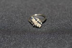 Womens 5 Round Single Cut Diamonds12  Commercial Blue Sapphires 10K White Gold Ring Size 4-12