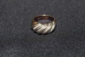 Womens Gold Electroplate Costume Ring Size 5-12