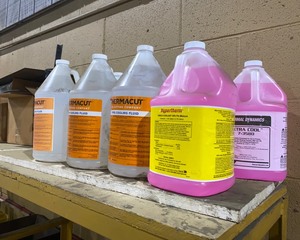lot 70 image: Torch Coolant