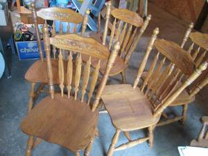 Set of (5) sturdy Golden Oak Wooden...