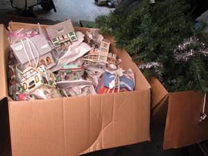 Huge lot of Christmas decor tons o...