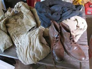 Lot of menswear including 40x32 Pol...