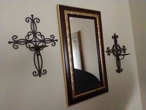 Wall Dcor - Mirror & Crosses