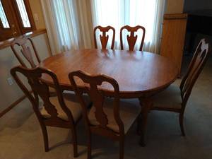 Solid Wood Dining Table  6 Chairs