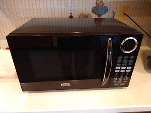 Sunbeam 900 Watt Microwave