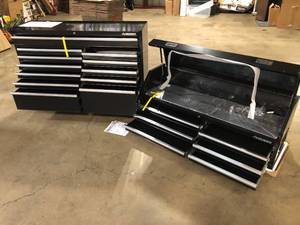 Husky 61 in. W 18-Drawer Combination Tool Chest and Rolling Cabinet Set in Gloss Black Customer Returns See Terms on Auction