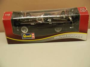 REVELL 118 SCALE - DIE CAST METAL - 1956 FORD THUNDERBIRD COOL PIECE - NEW IN BOX - SEE PICTURES