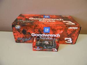ACTION RACING COLLECTIBLES - DALE EARNHARDT #3 GM GOODWRENCH SERVICE PLUS - 124 SCALE DIE-CAST - 2000 MONTE CARLO - WITH MATCHING 164 SCALE DIE-CAST STOCK CAR -NEW IN BOX - SEE PICTURES
