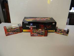 ACTION RACING COLLECTIBLES - DALE EARNHARDT #3 GM GOODWRENCH SERVICE PLUS  PETER MAX - 124 SCALE DIE-CAST BANK- 2000 MONTE CARLO - WITH MATCHING 164 SCALE DIE-CAST STOCK CAR -NEW IN BOX - SEE PICTURES