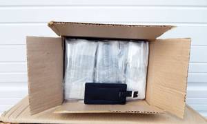 lot 59 image: Lot of 420 Black Luggage Tags