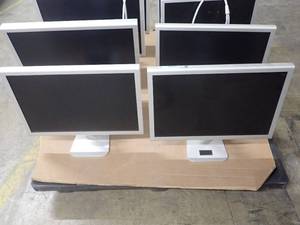 Apple Cinema Display Lot  See Description