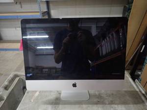 Apple&nbspiMac 11,2 A1311 All-In-One PC &nbspINTEL(R) CORE(TM) I3 CPU 540  3.07GHZ  8GB DDR3 RAM  500GB HD  chip on top edge  Includes IOS and Power Cable&nbsp