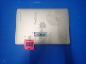 Apple&nbspMacBookPro11,1 A1502 MGX92LLA &nbspINTEL(R) CORE(TM) I5-4308U CPU  2.80GHZ  8GB DDR3 SDRAM  500GB SSD &nbsp13.0 screen w 1920 x 1080 resolution  includes IOS  no charger