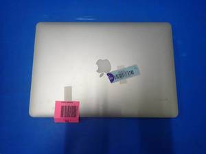 Apple&nbspMacBookPro11,4 A1398 MJLQ2LLA &nbspINTEL(R) CORE(TM) I7-4770HQ CPU  2.20GHZ  16GB DDR3 SDRAM  251GB SSD  15.4 screen w 2880 x 1800 resolution  Includes IOS  No charger