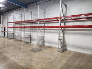 lot 274 image: Pallet Racking - Uprights (7), Cross Beams (24), Grates (24)