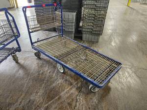 lot 290 image: Industrial Cart